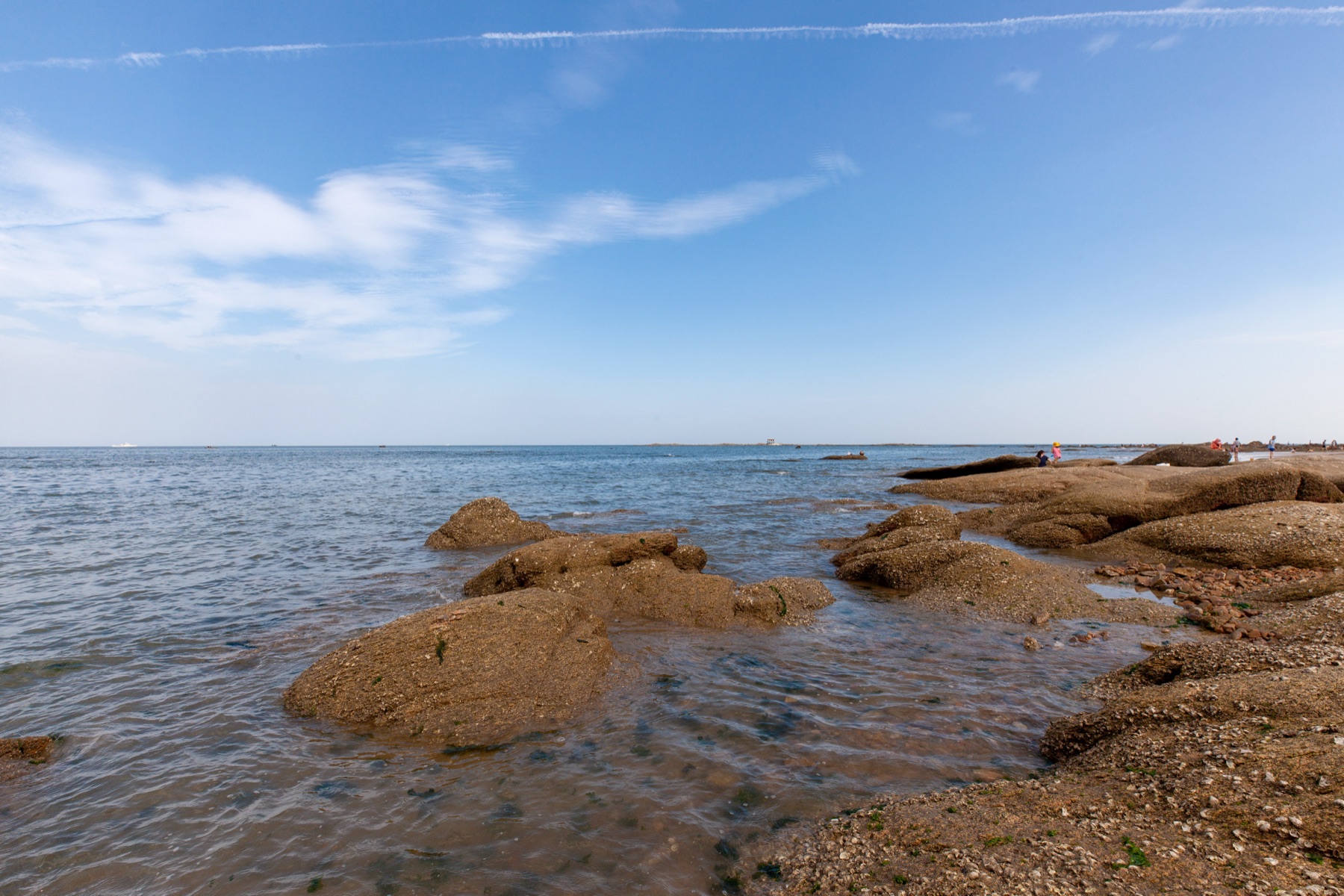 日照海岸礁石实景